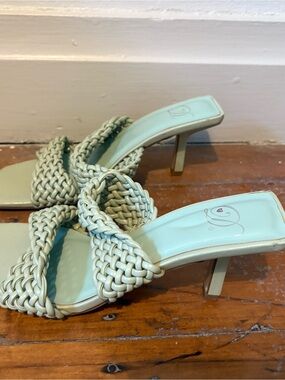 Woven Knot Slide Mules in Light Mint